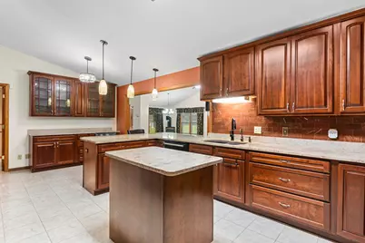 18431  120th St, Bristol, WI 53104 - Photo 5