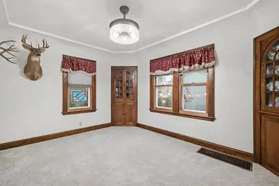 2421  9th Ave, South Milwaukee, WI 53172 - Photo 7