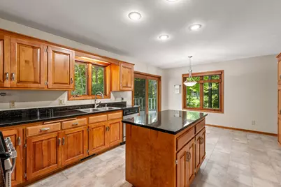 5510  Maple Rd, West Bend, WI 53095 - Photo 5