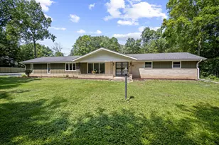 8441 S 20th St, Oak Creek, WI 53154 - Photo 1