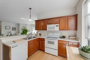 4120 S Lake Dr, Saint Francis, WI 53235 - Photo 7