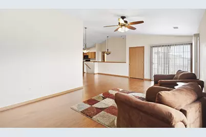 3615  85th St #E, Kenosha, WI 53142 - Photo 9