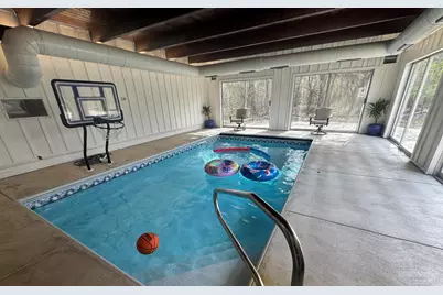 9505 N Pheasant Ln, River Hills, WI 53217 - Photo 17