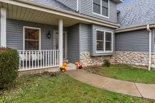 7856 S Victory Creek Ct, Franklin, WI 53132 - Photo 33
