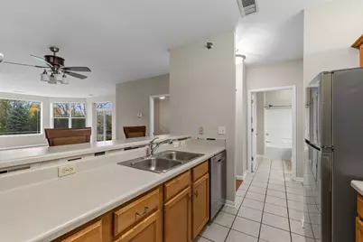 6995 S Riverwood Blvd #A04, Franklin, WI 53132 - Photo 9