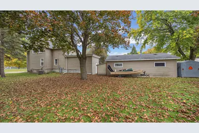 534  Vermont St, Fond du Lac, WI 54937 - Photo 23