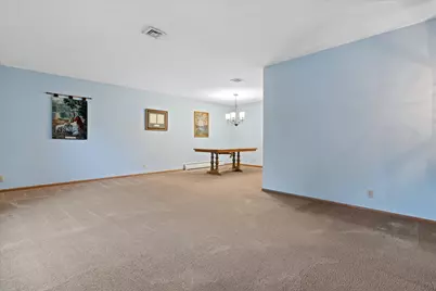 12281 W Verona Ct, West Allis, WI 53227 - Photo 7
