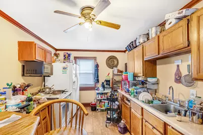3767 S Pennsylvania Ave, Saint Francis, WI 53235 - Photo 9