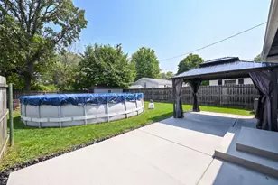3155 S 72nd St, Milwaukee, WI 53219 - Photo 29