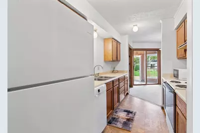 1205  Louisa St, Watertown, WI 53098 - Photo 5