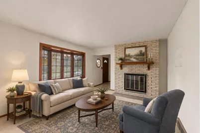 W174N9359  Devon Wood Rd, Menomonee Falls, WI 53051 - Photo 3