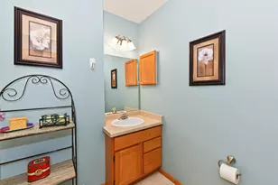 274 S Mountin Dr, Mayville, WI 53050 - Photo 15