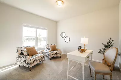 8211 W Highlander Dr, Mequon, WI 53097 - Photo 33