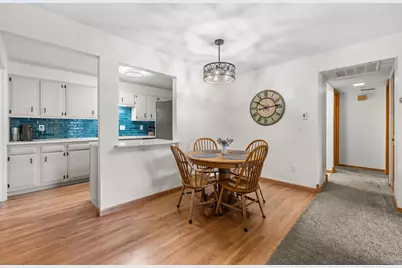 N114W17011  Armada Dr, Germantown, WI 53022 - Photo 7