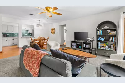 N114W17011  Armada Dr, Germantown, WI 53022 - Photo 3