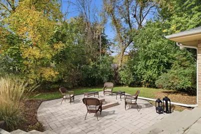 1231 N 121st St, Wauwatosa, WI 53226 - Photo 27