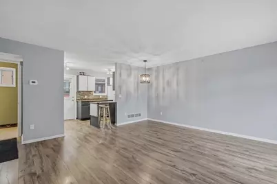 7850  Harwood Ave #6, Wauwatosa, WI 53213 - Photo 9