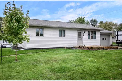 89  13th St, Buffalo City, WI 54622 - Photo 1