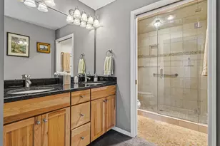 765 Hillview Cir, Geneva, WI 53147 - Photo 15