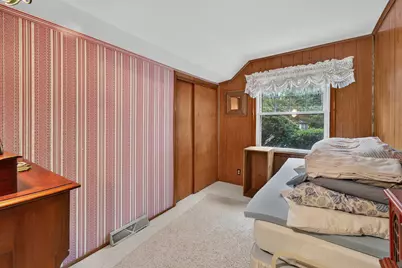 7990 W Lakeshore Dr, Burlington, WI 53105 - Photo 11