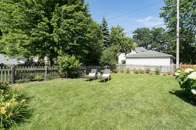 5116 N Berkeley Blvd, Whitefish Bay, WI 53217 - Photo 43