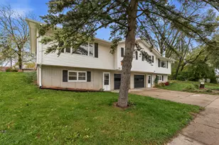 420 Hamilton Pl, Horicon, WI 53032 - Photo 3