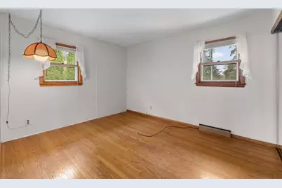 215 W Beutel Rd, Port Washington, WI 53074 - Photo 11