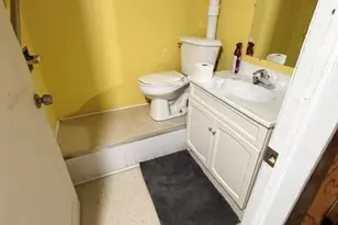 6719 Nichols Ct, Racine, WI 53406 - Photo 7
