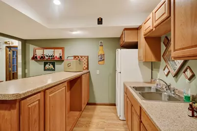 513  Polaris St, West Bend, WI 53095 - Photo 15