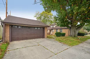 1221 Jefferson St, Racine, WI 53404 - Photo 3