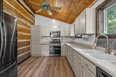 590  Decorah Rd, Trenton, WI 53095 - Photo 9