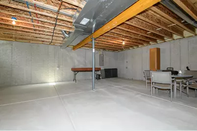 2411 W Drexel Ave, Oak Creek, WI 53154 - Photo 27