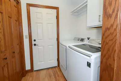 2411 W Drexel Ave, Oak Creek, WI 53154 - Photo 17