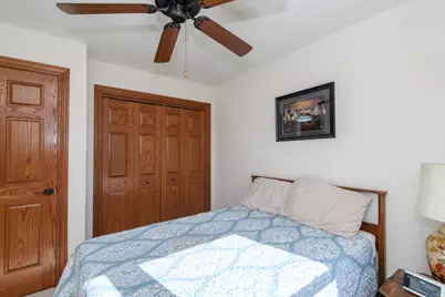 2411 W Drexel Ave, Oak Creek, WI 53154 - Photo 21