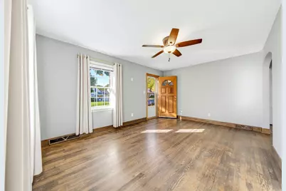 4570 S Lenox St, Milwaukee, WI 53207 - Photo 5