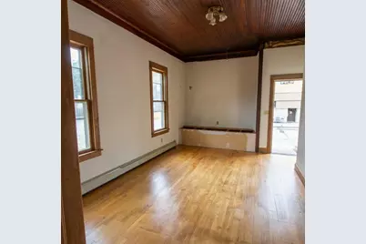 6200 W Mitchell St, West Allis, WI 53214 - Photo 7