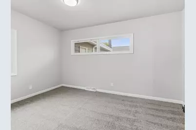 343 W Manor Cir, Bayside, WI 53217 - Photo 19