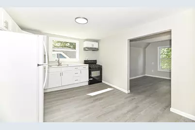 3754 S Rutland Ave, Saint Francis, WI 53235 - Photo 27