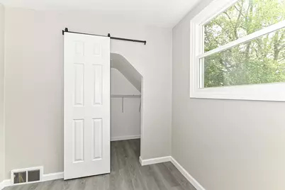3754 S Rutland Ave, Saint Francis, WI 53235 - Photo 39