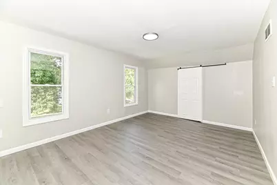 3754 S Rutland Ave, Saint Francis, WI 53235 - Photo 31