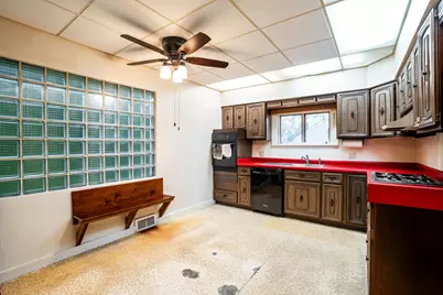 1339 N 42nd St, Milwaukee, WI 53208 - Photo 9