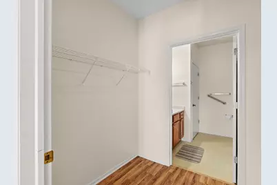 3903  Heather Valley Rd #204, Sheboygan, WI 53083 - Photo 17