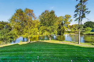 9410 W Loomis Rd, Franklin, WI 53132 - Photo 37