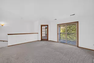 9410 W Loomis Rd, Franklin, WI 53132 - Photo 5