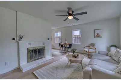 1112 S 121st St, West Allis, WI 53214 - Photo 7