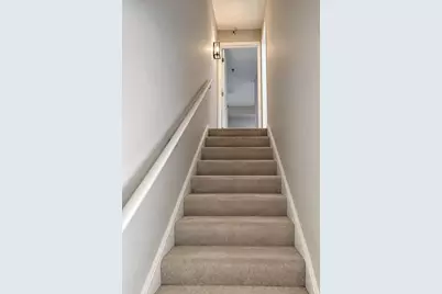 270 E Highland Ave #442, Milwaukee, WI 53202 - Photo 7