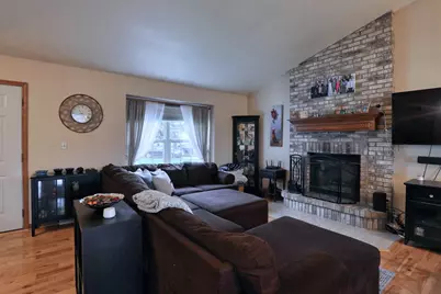 N171W19840  Cherry Hill Ct, Jackson, WI 53037 - Photo 7