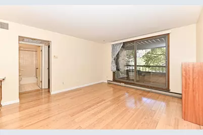 3838 N Oakland Ave #274, Shorewood, WI 53211 - Photo 9