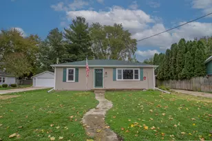 1513 S 9th St, Watertown, WI 53094 - Photo 1