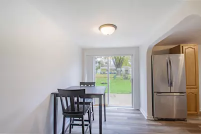 1513 S Ninth St, Watertown, WI 53094 - Photo 9